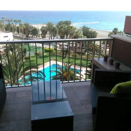 Con Encanto Y Preciosas Vistas Junto A La Playa * Almuñécar